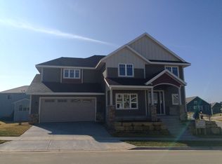 5037 St. Annes Dr, Middleton, WI 53562