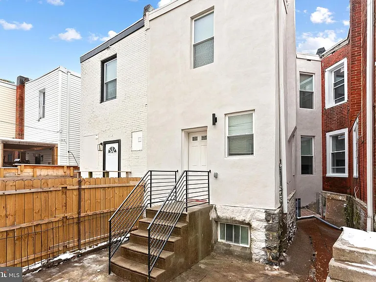 806 S 56th St — Photo 14