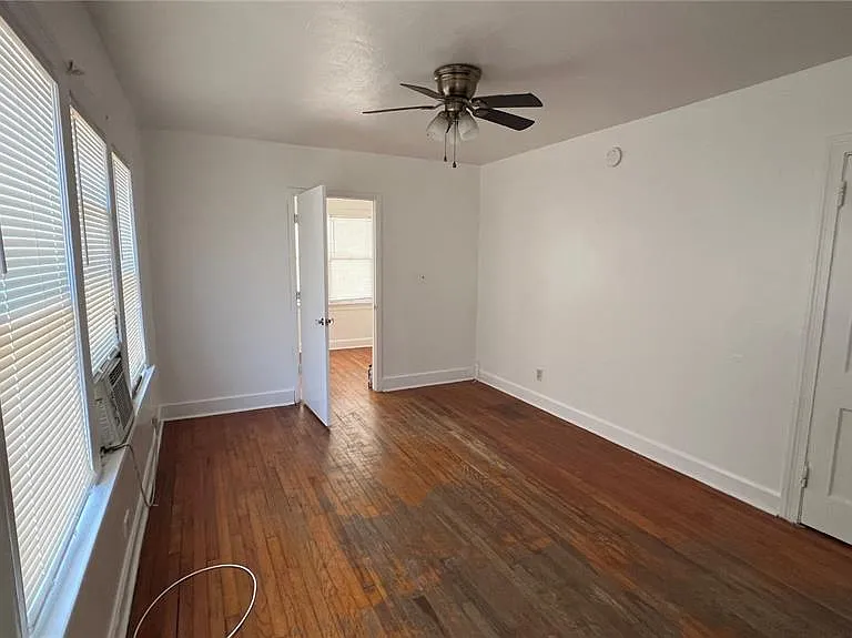 735 Grove St N #2 — Photo 5