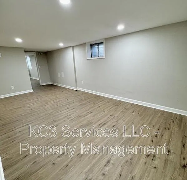 5940 E 136th St — Photo 16