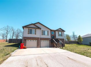 19388 Ladera Rd, Waynesville, MO 65583