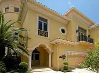 1516 Island Blvd, Aventura, FL 33160