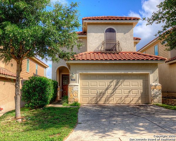 1st image of 3927 Woodbridge Way