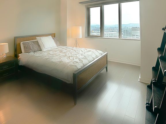 5th image of 333 1st St Penthouse 2102