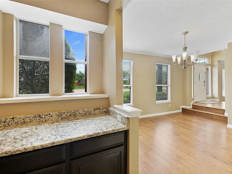 776 Monticello Cir — Photo 28