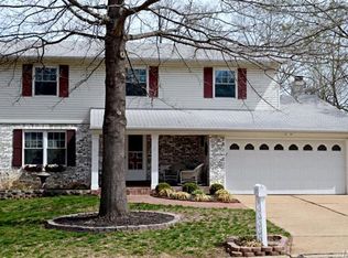 1047 Little Brennen Ct, Fenton, MO 63026