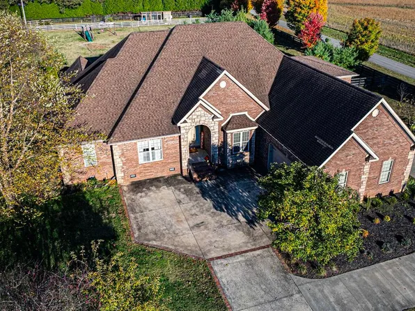 1000 Edgewater Ln, Bowling Green, KY 42104