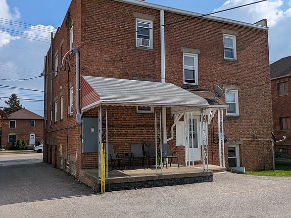 2nd image of 6118 Ridge Rd #1