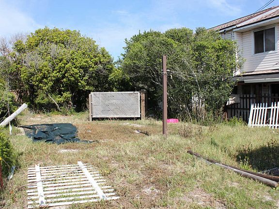 3rd image of 871 S Fletcher Ave
