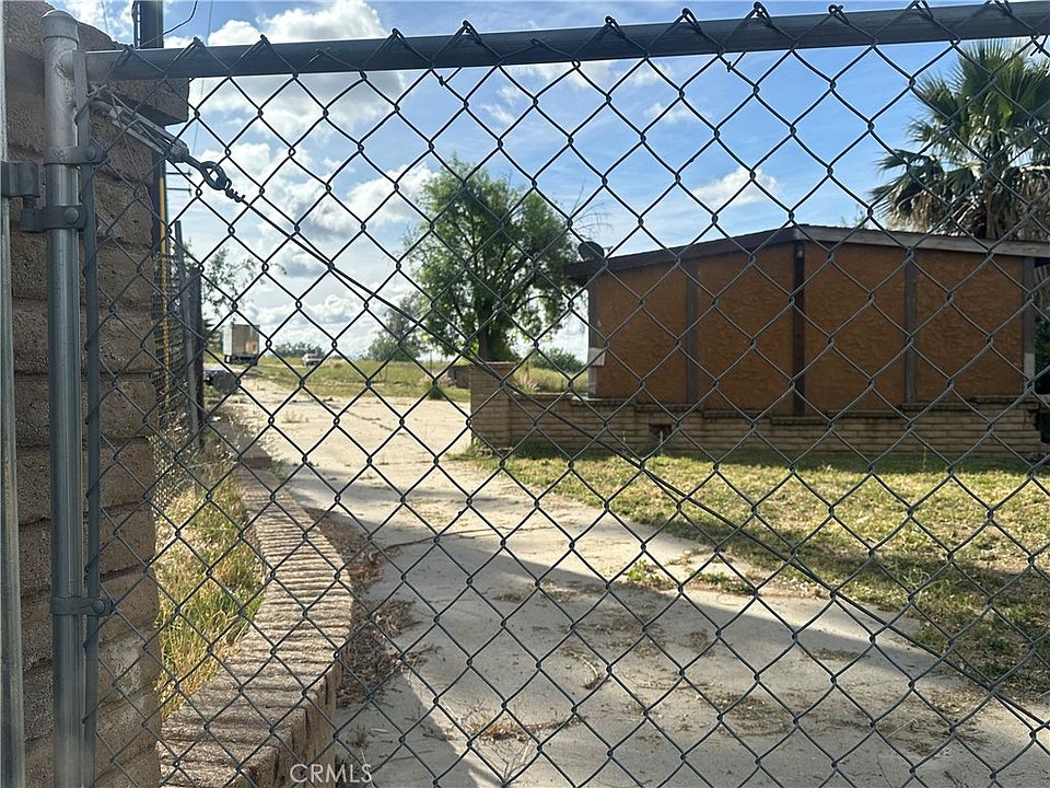 1st image of 425 Arrowhead Rd