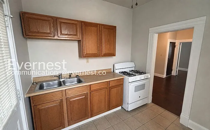 22 E Welch Ave #4 — Photo 3