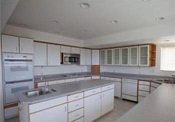 4th image of 111 Sand Dune Ave SW