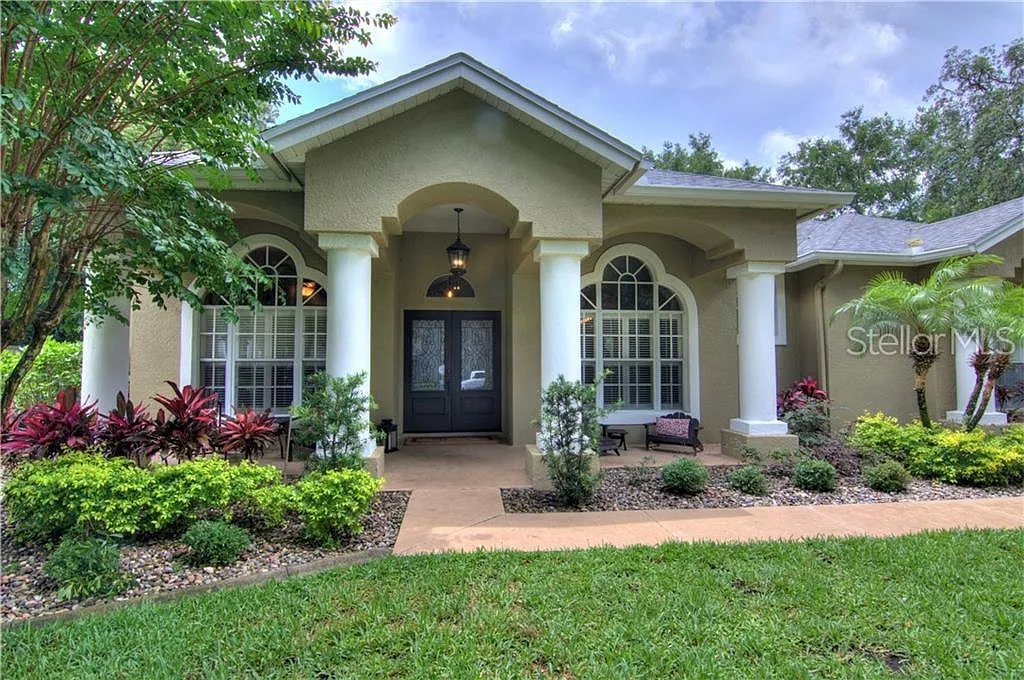 4 bed, 2283 sqft, $4,250 — Photo 1
