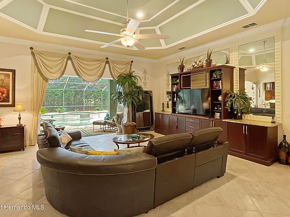 5th image of 5373 Nottaway Pl
