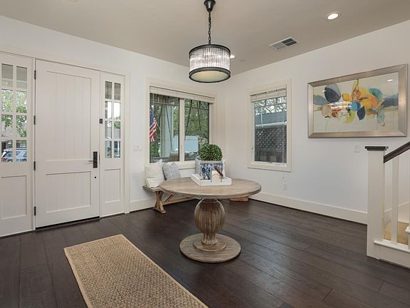 5th image of 983 Terra Bella Ave