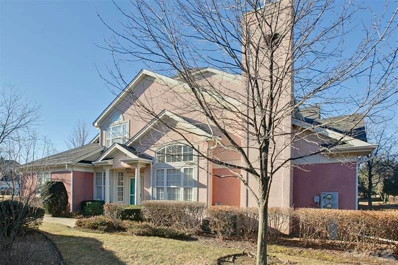 Enjoy easy one-level living in this ground floor Princeton\nClub ranch villa.