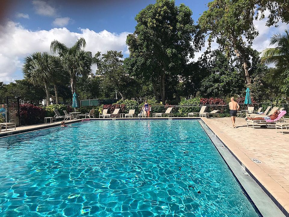 1st image of 3300 N Palm Aire Dr APT 601