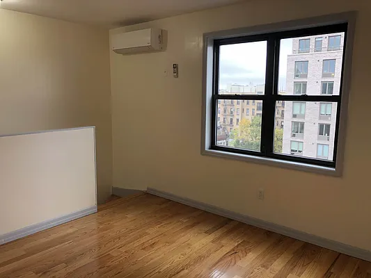 Rented by Lang Realty LLC | media 14
