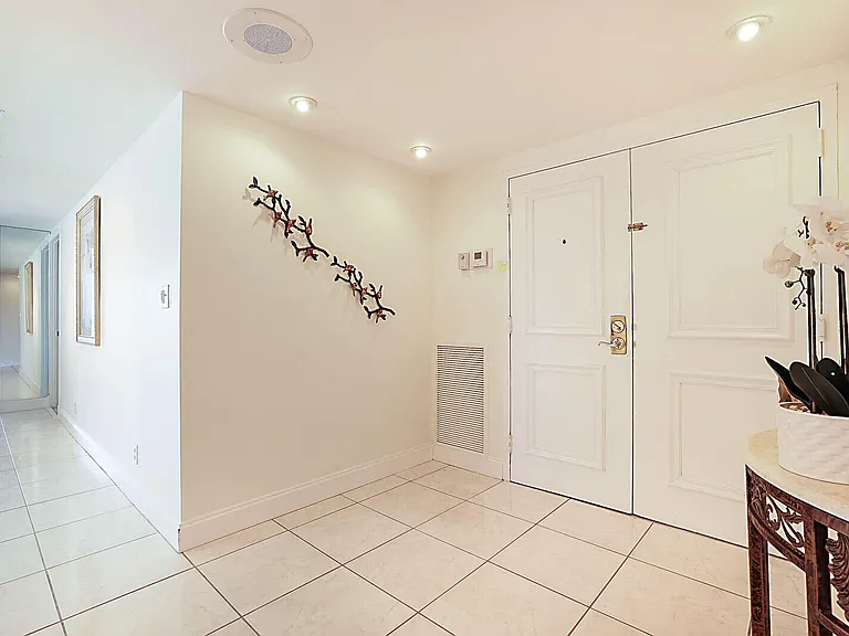 2917 S Ocean Blvd #405 — Photo 3