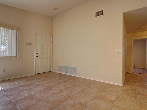 4th image of 7843 S Lennox Ln