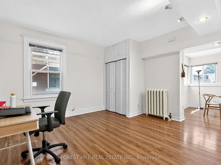 326 Palmerston Blvd #2 — Photo 15