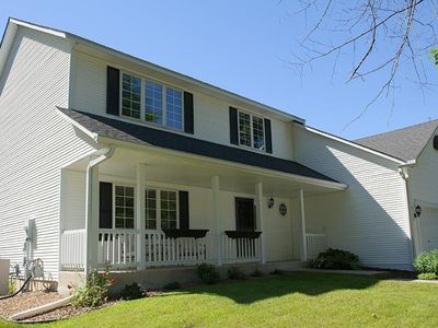 9128 Briarglen Rd, Eden Prairie, MN, 55347