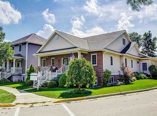 1122 Bluebird Trl, Waunakee, WI 53597