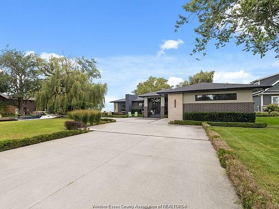 3rd image of 551 Ross Beach Rd