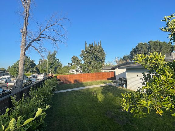 3rd image of 22958 Cantlay St
