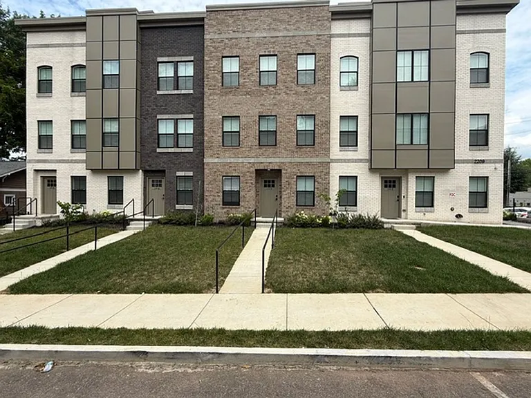 2209 Highland Ave — Photo 24