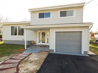 195 Throckmorton Ln, Old Bridge, NJ 08857