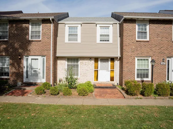 494 Pamlico St #T-6, Columbus, OH 43228