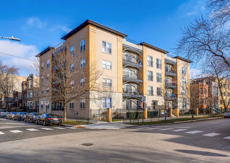 1st image of 2720 W Cortland St APT 407