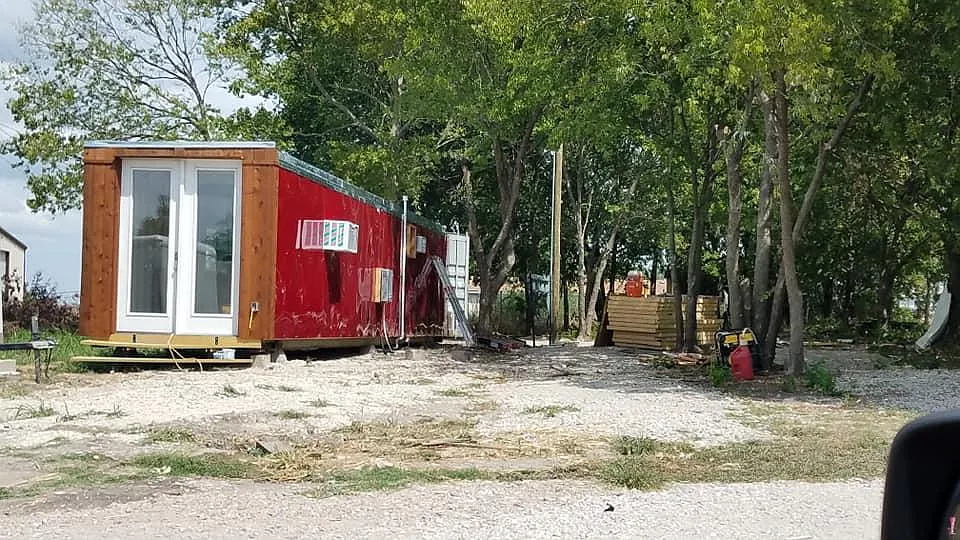 1 bed, 360 sqft, $800 — Photo 2