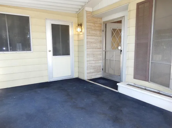 31 Magnolia Ave, Sacramento, CA 95828