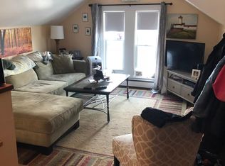 15 Pine St APT B, Waltham, MA 02453