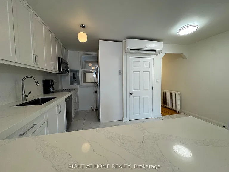 2879 Saint Clair Ave E #2 — Photo 11