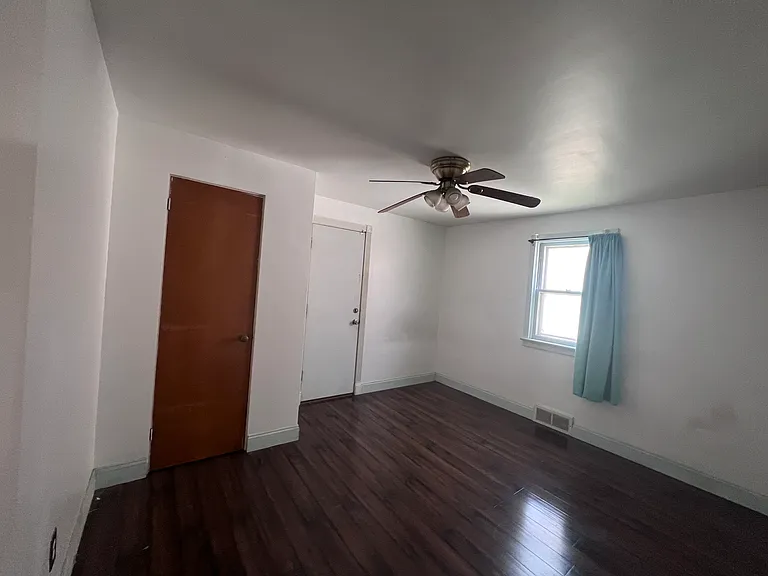 5000 Locust Ln — Photo 14