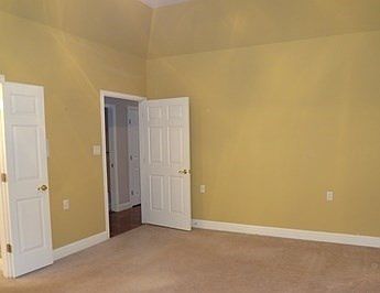 4th image of 116 Garden Walk Ln