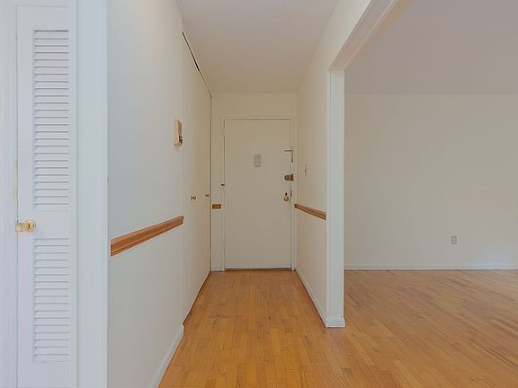 2nd image of 9 Revere Ct APT 2601