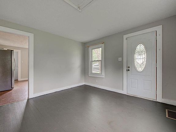 5th image of 1715 Trotter Ave