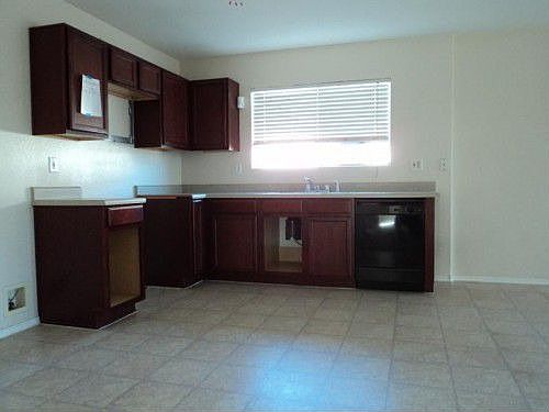 1st image of 2925 S 95th Ln