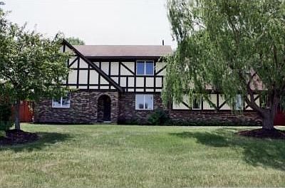 1st image of 901 Meadowwood Dr N