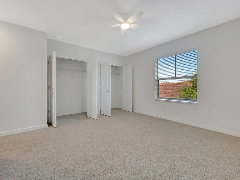 441 NE 1st Dr — Photo 28