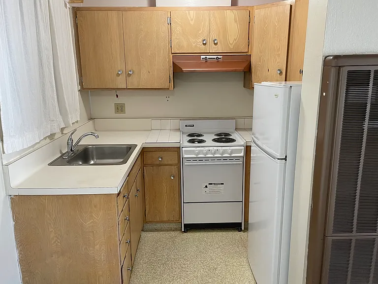 2033 Haste Street — Photo 28