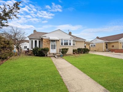 7011 N Crawford Ave, Lincolnwood, IL, 60712