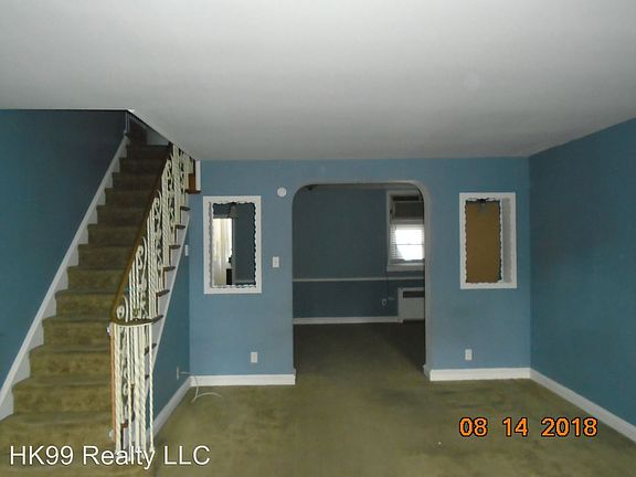 4th image of 3251 Saint Vincent St