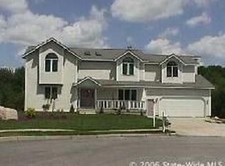 25 Teakwood Dr W, Coventry, RI 02816