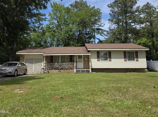 2902 Roanoke Avenue, New Bern, NC 28562
