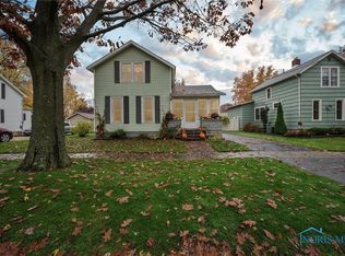 352 Huron St, Elmore, OH 43416